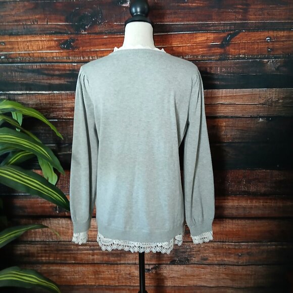 Adrianna Papell Sweater M Lace Trim Feminine V-Neck Gray Viscose - Picture 4 of 11